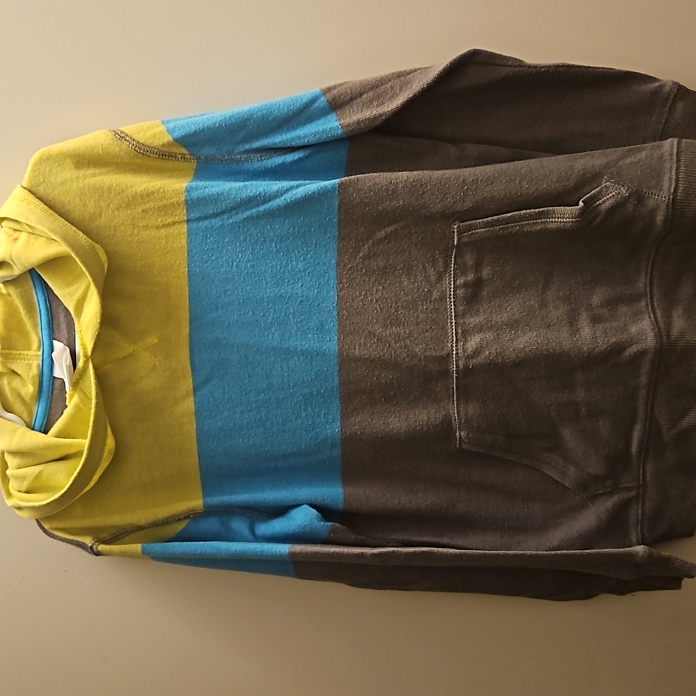 Boys very light sweater hoodie